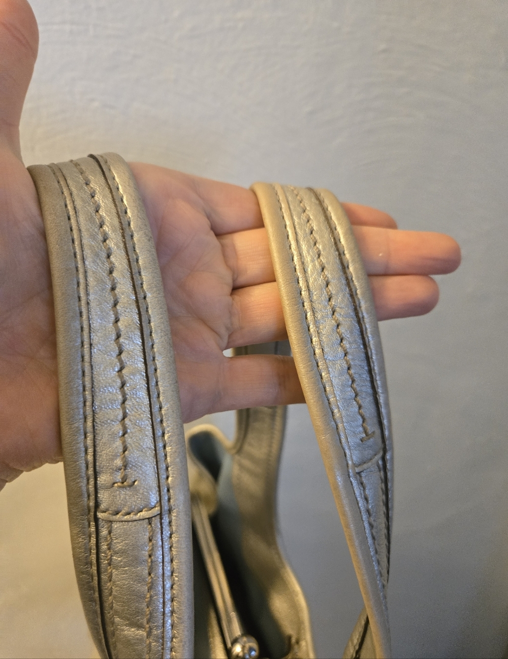 ​Coach Ergo Metallic Silver Pleated Leather Kisslock Satchel Bag 12231 - Picture 15 of 16